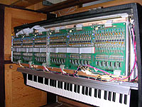 Rhodes Mark III EK-10 - Inside